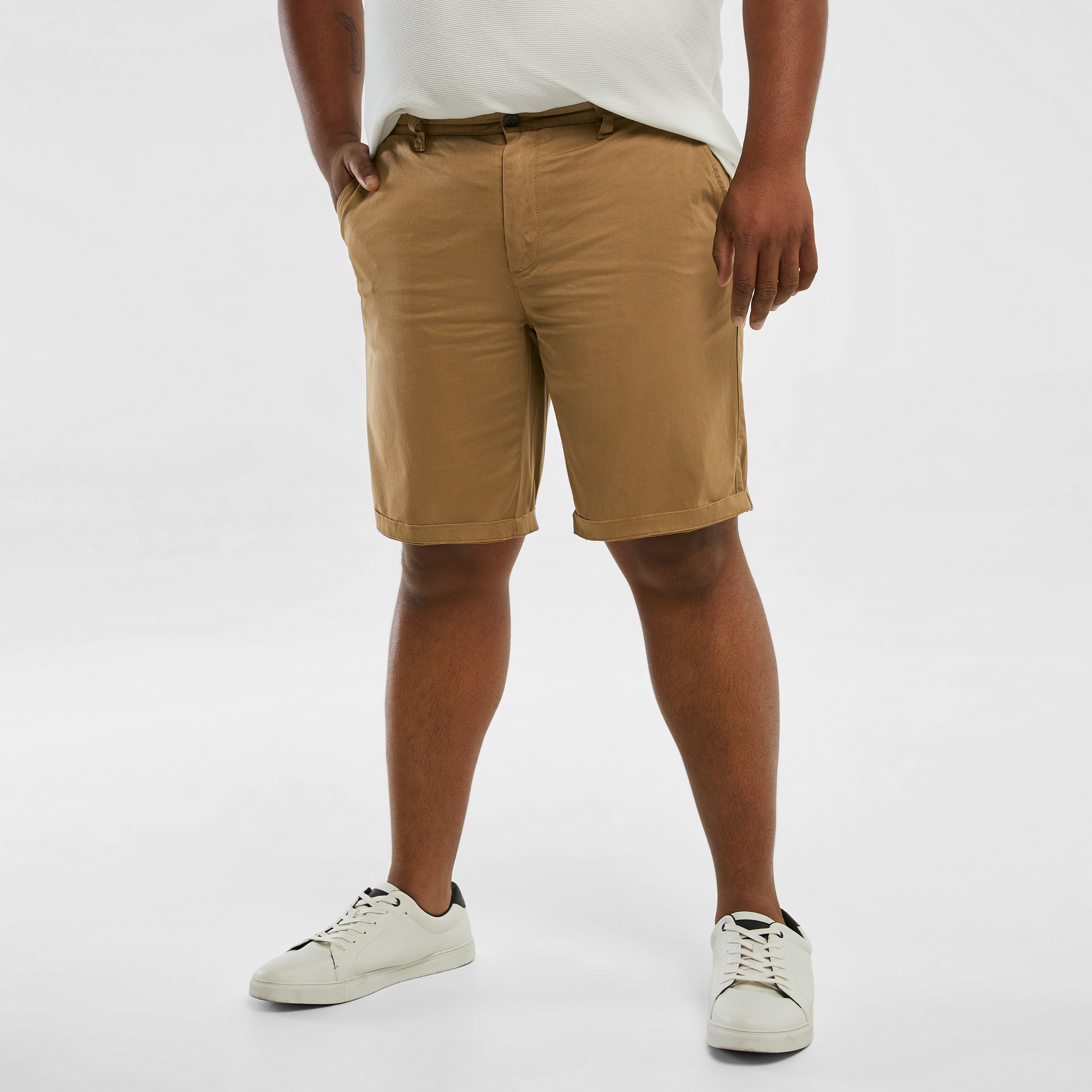 Camel Darwin Stretch Chino Shorts | AXL+CO by Connor