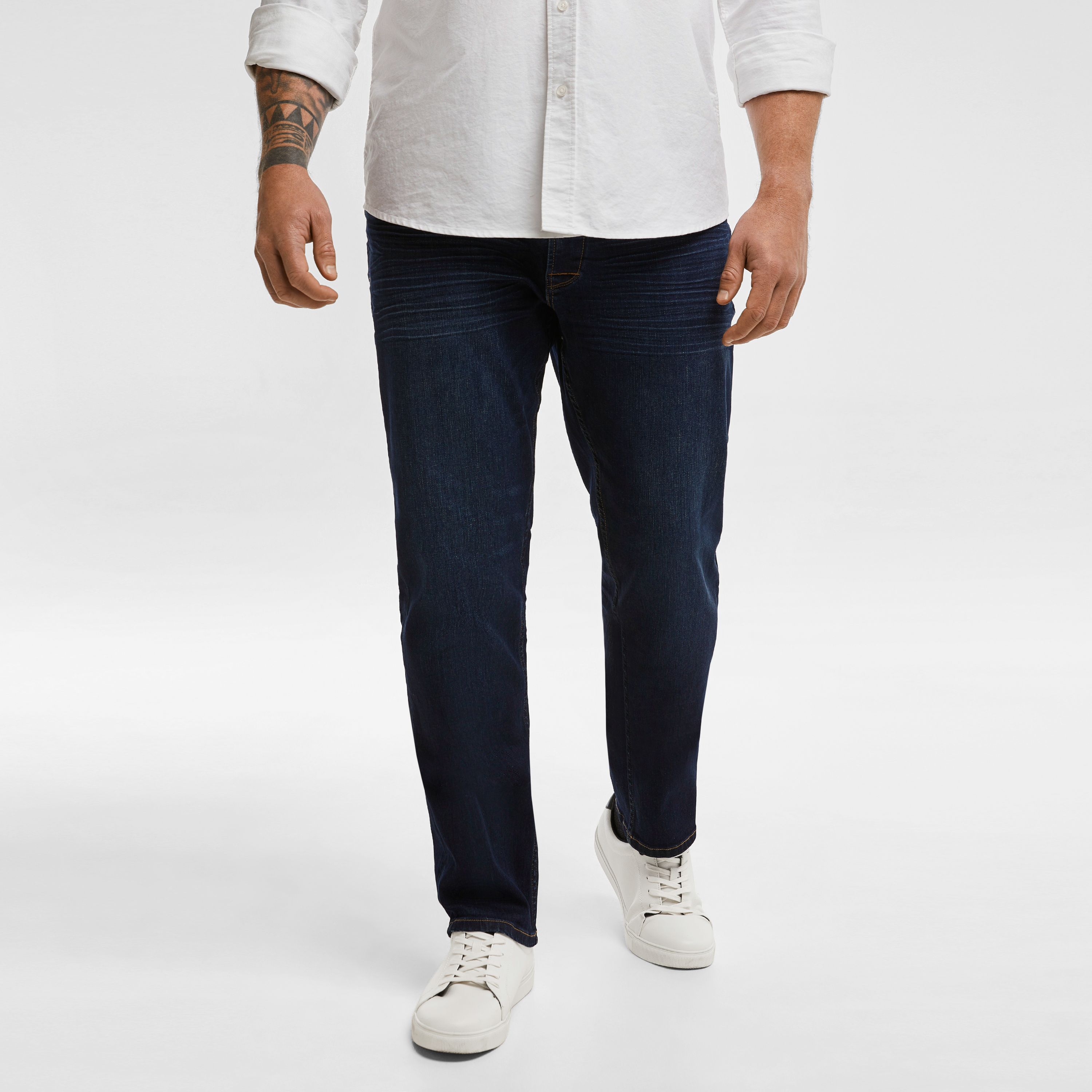 Wade Stretch Straight Leg Jeans