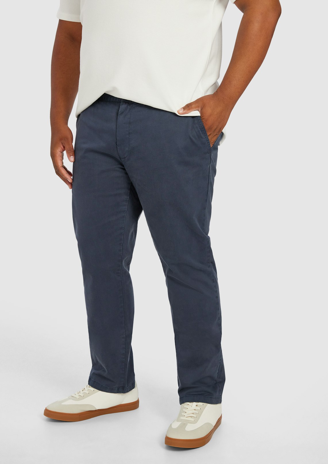Hastings Straight Leg Chinos