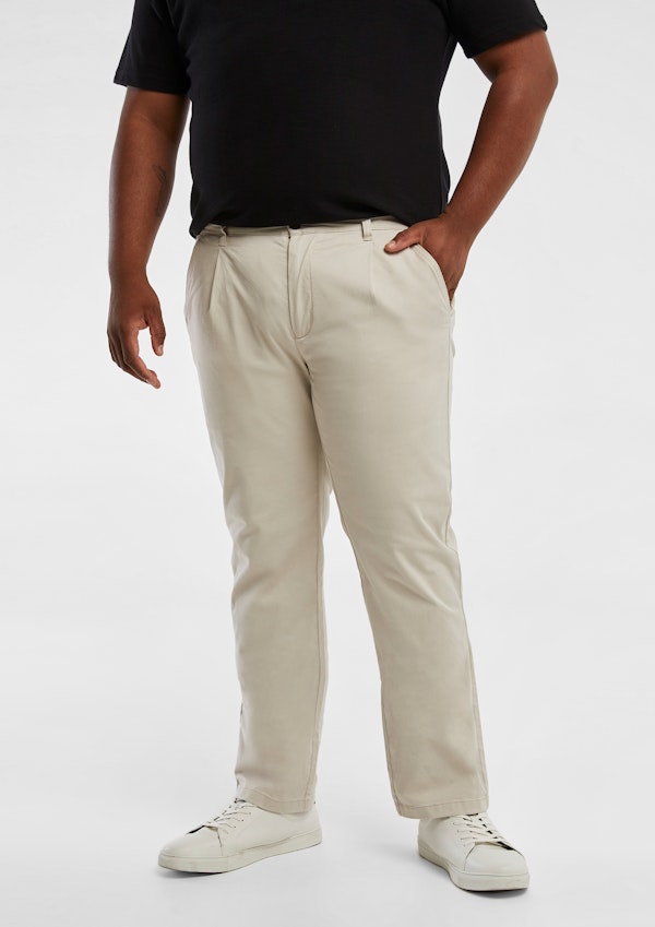 Chiswick Pleated Chino
