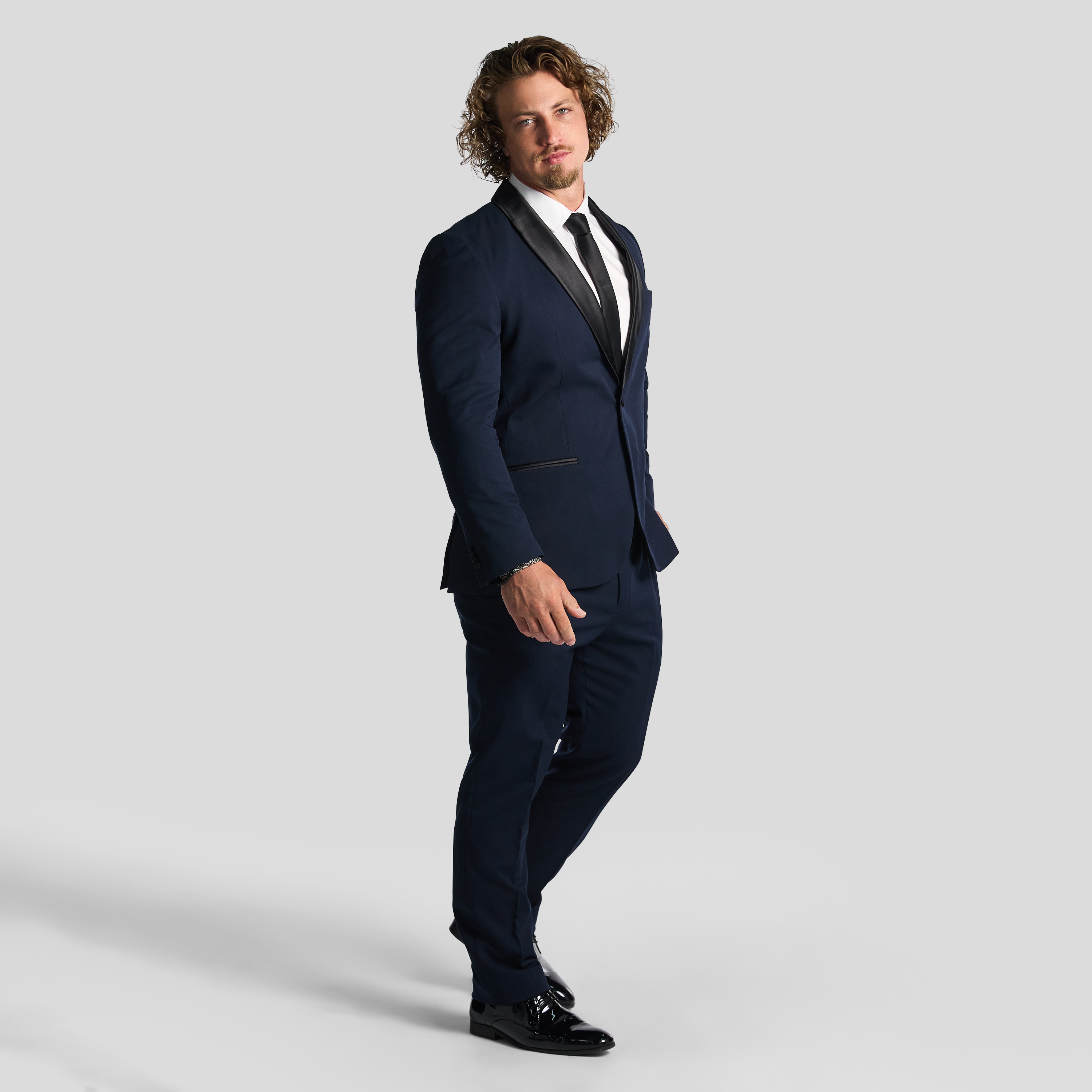 Navy Diamond Shawl Collar Tuxedo