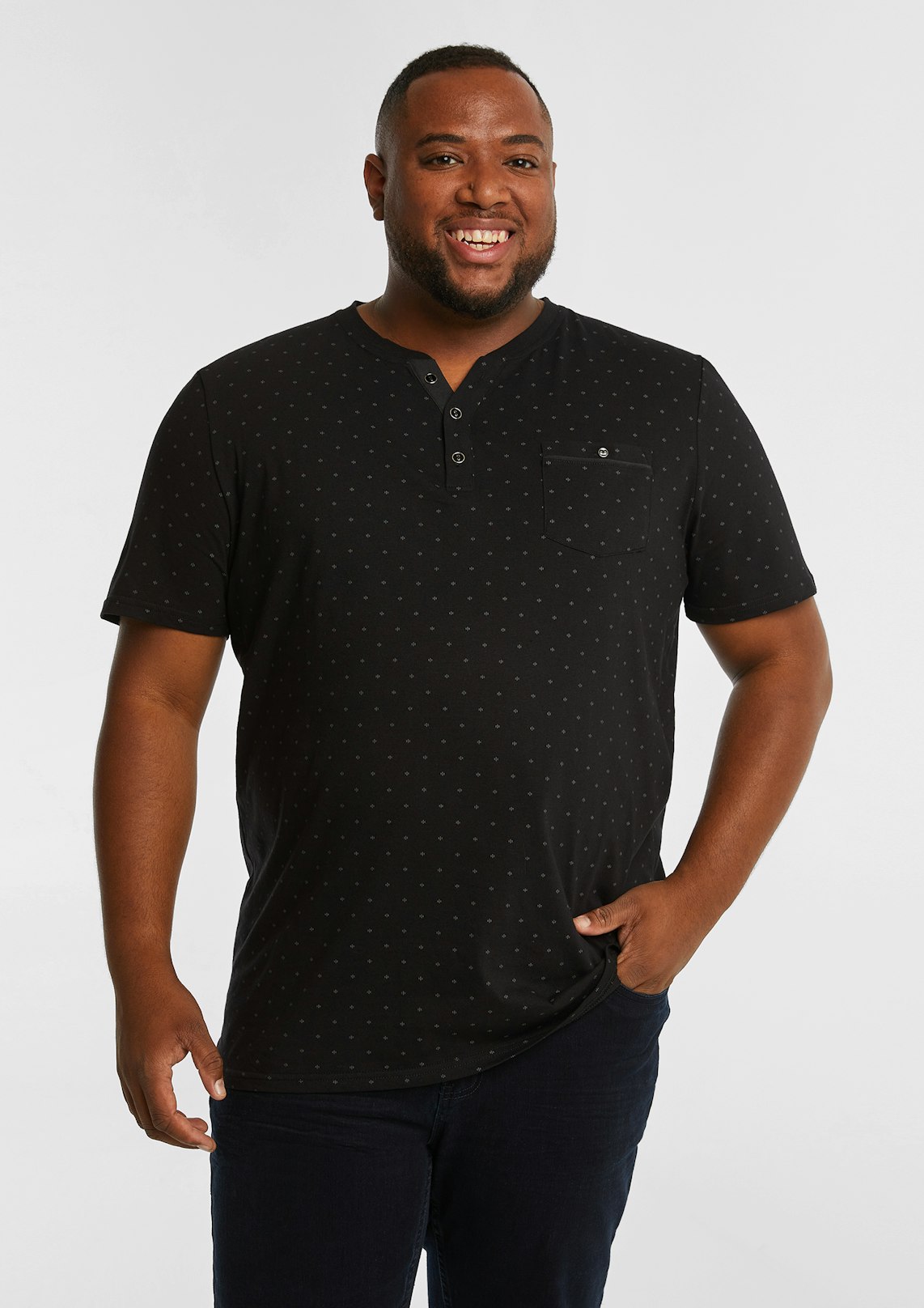 Nathaniel Henley Tee