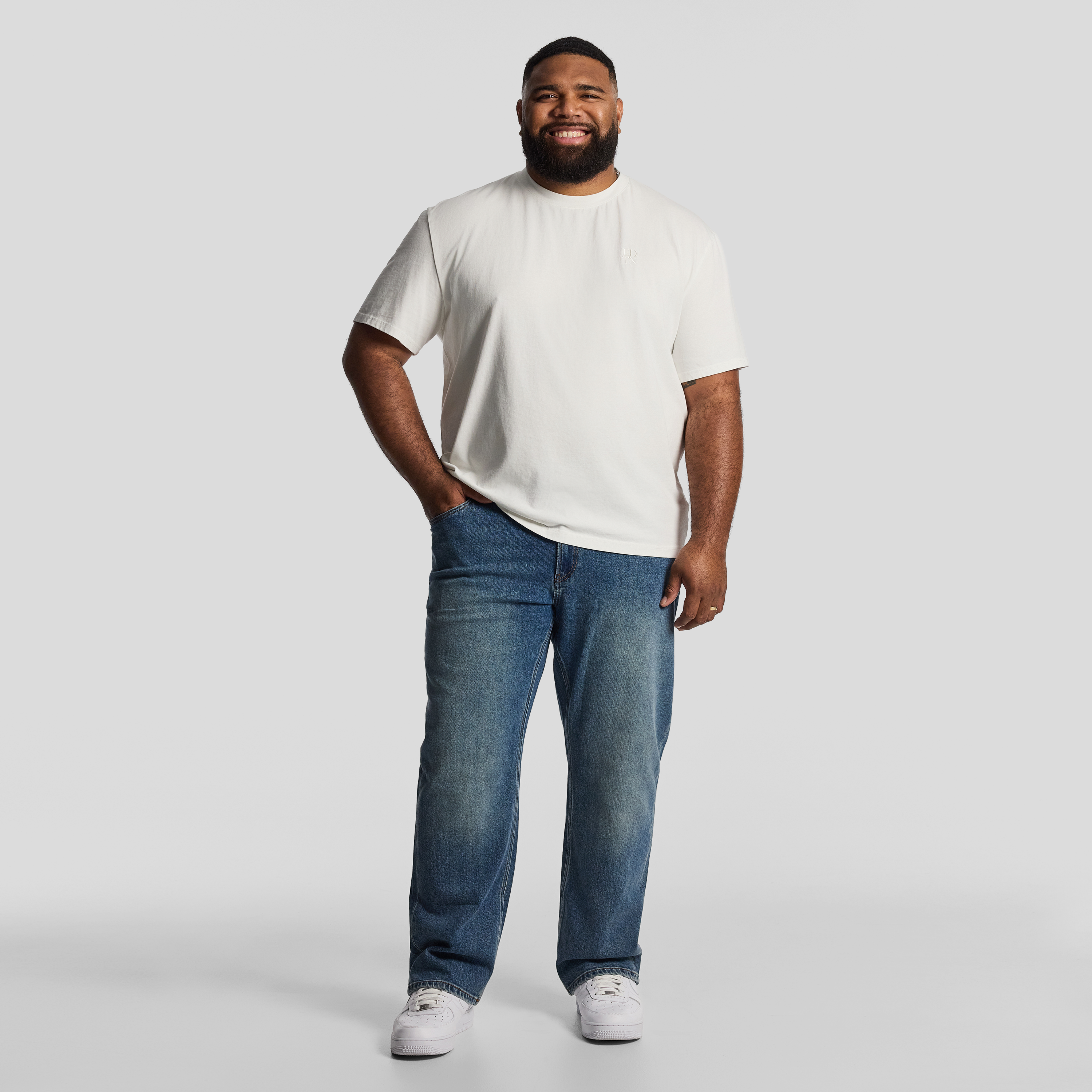 Mid Denim Murphy Stretch Relaxed Jean