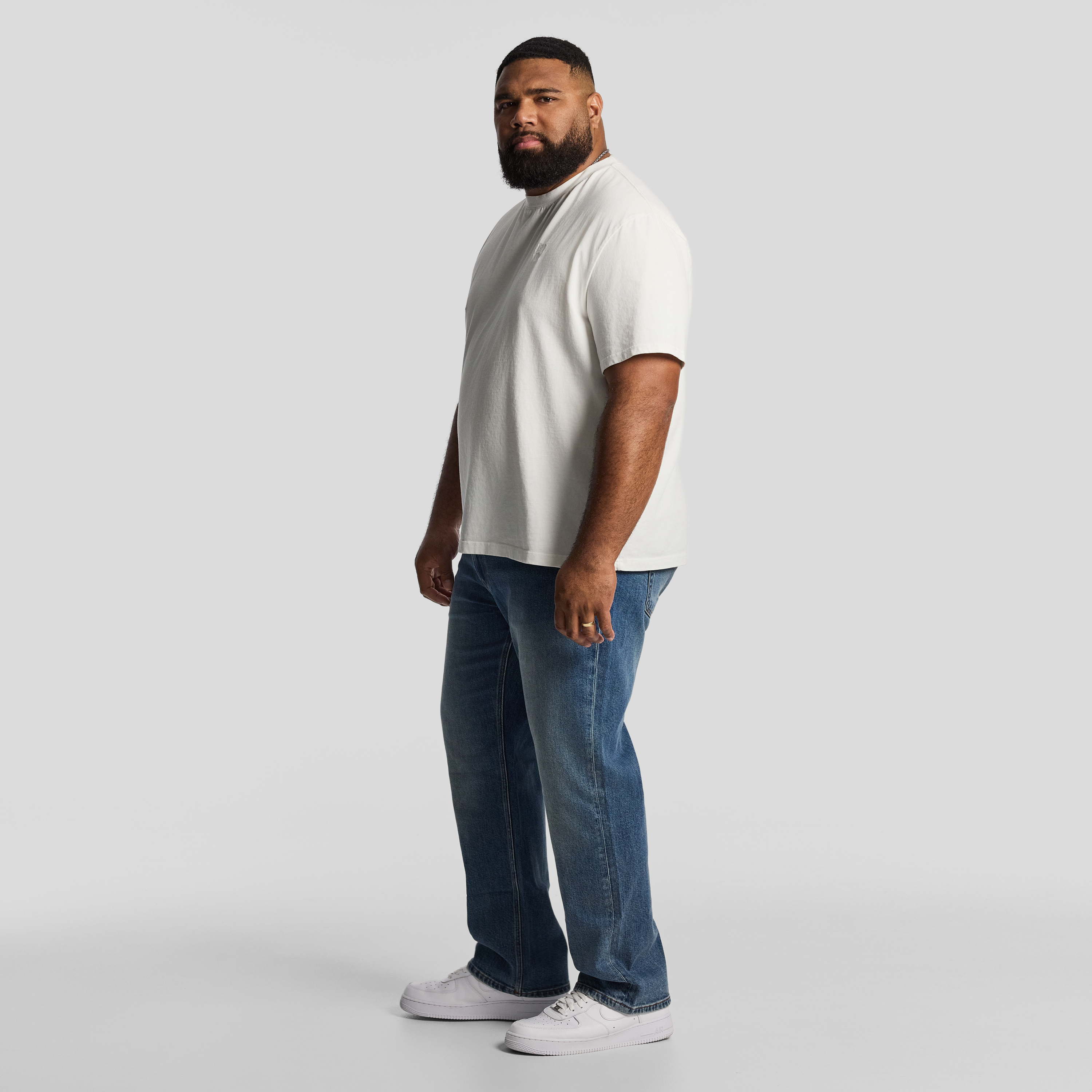 Mid Denim Murphy Stretch Relaxed Jean