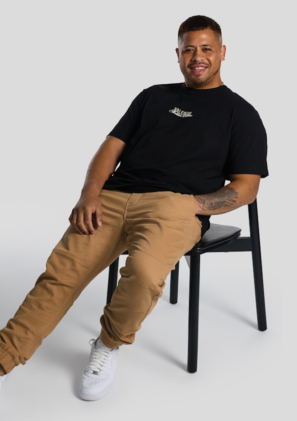 Black Henry Crew Neck Tee