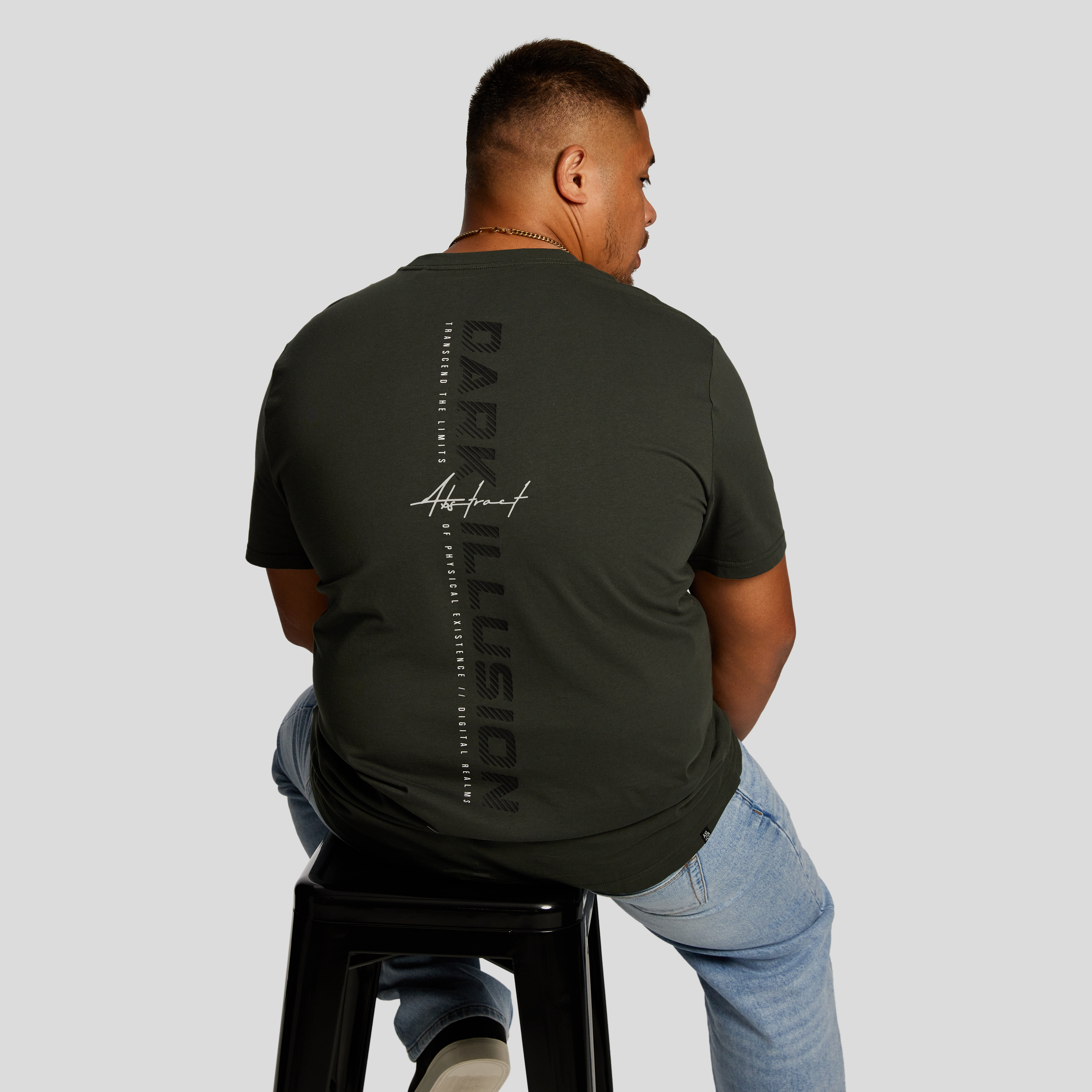 Victor Longline Crew Neck Tee