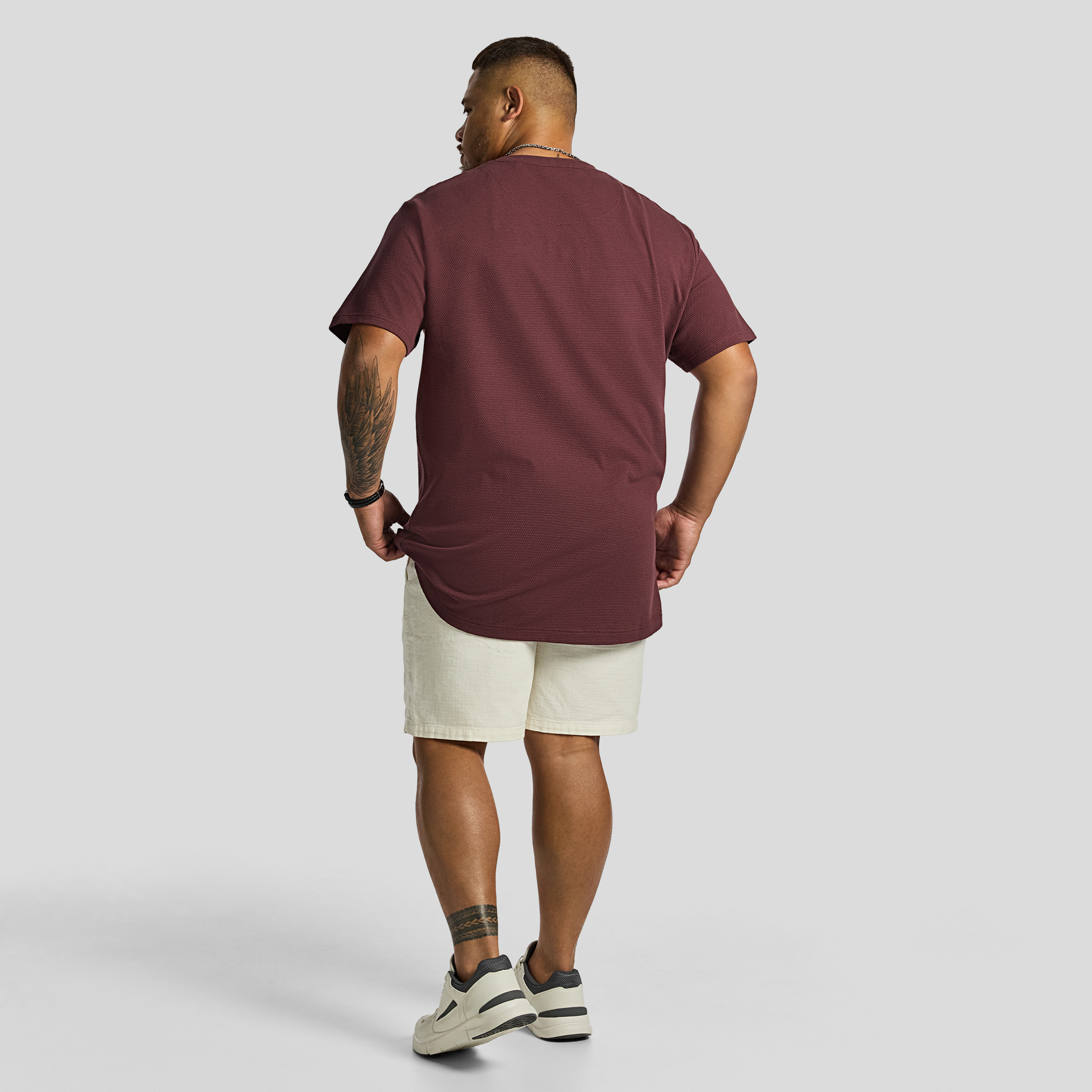 Wine Napoli Crew Neck Tee