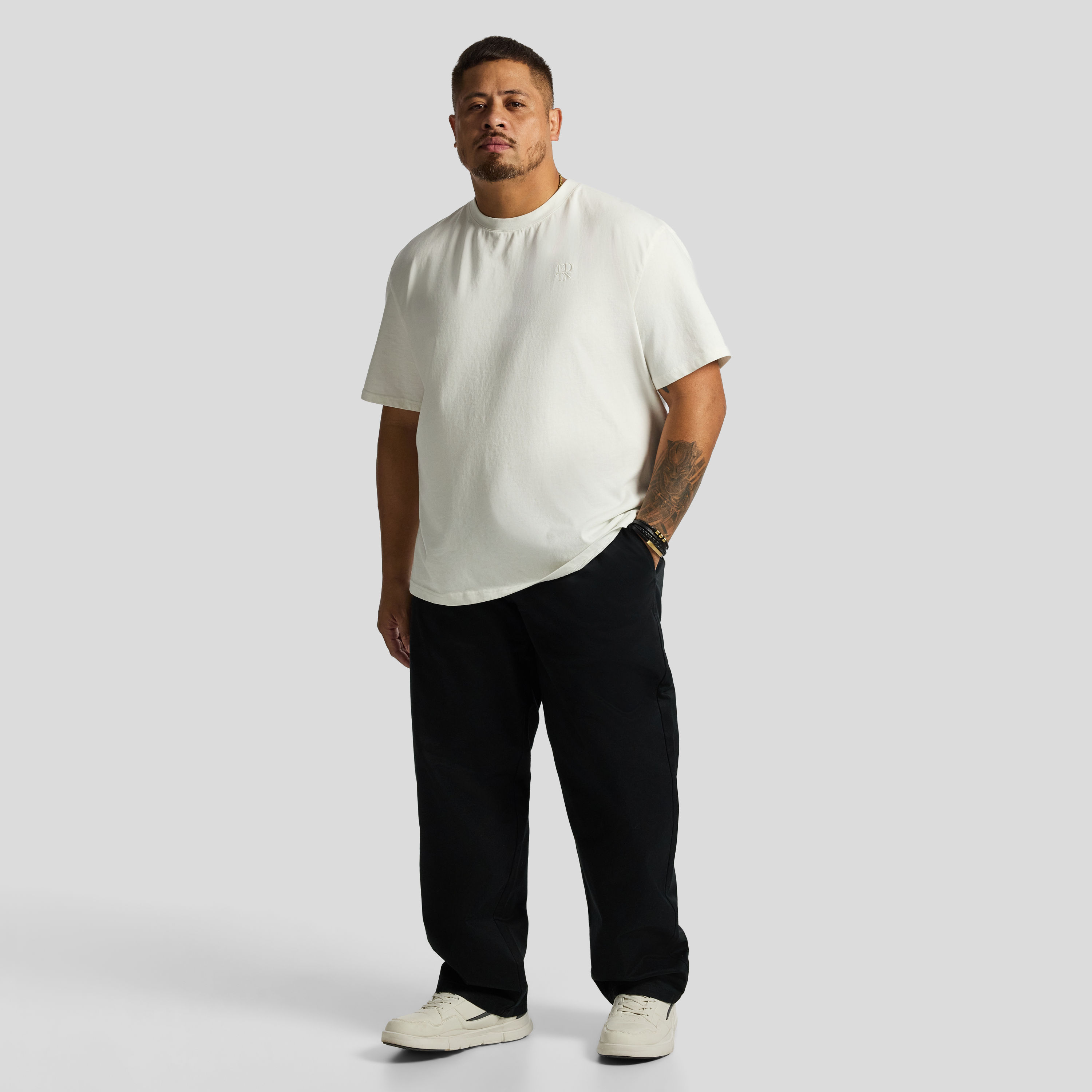 Black Dixon Relaxed Chino