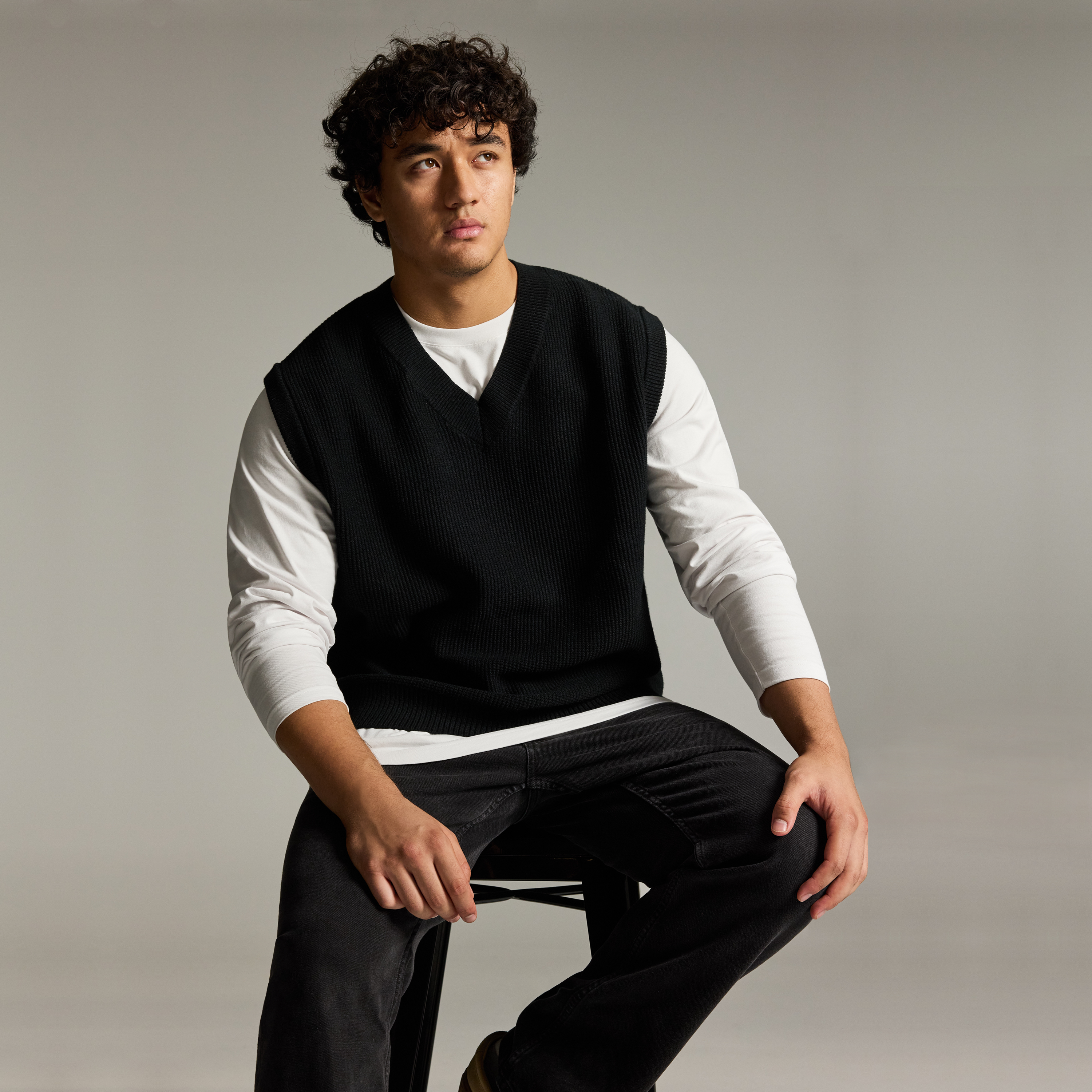 Black Dustin Knit Pullover Vest