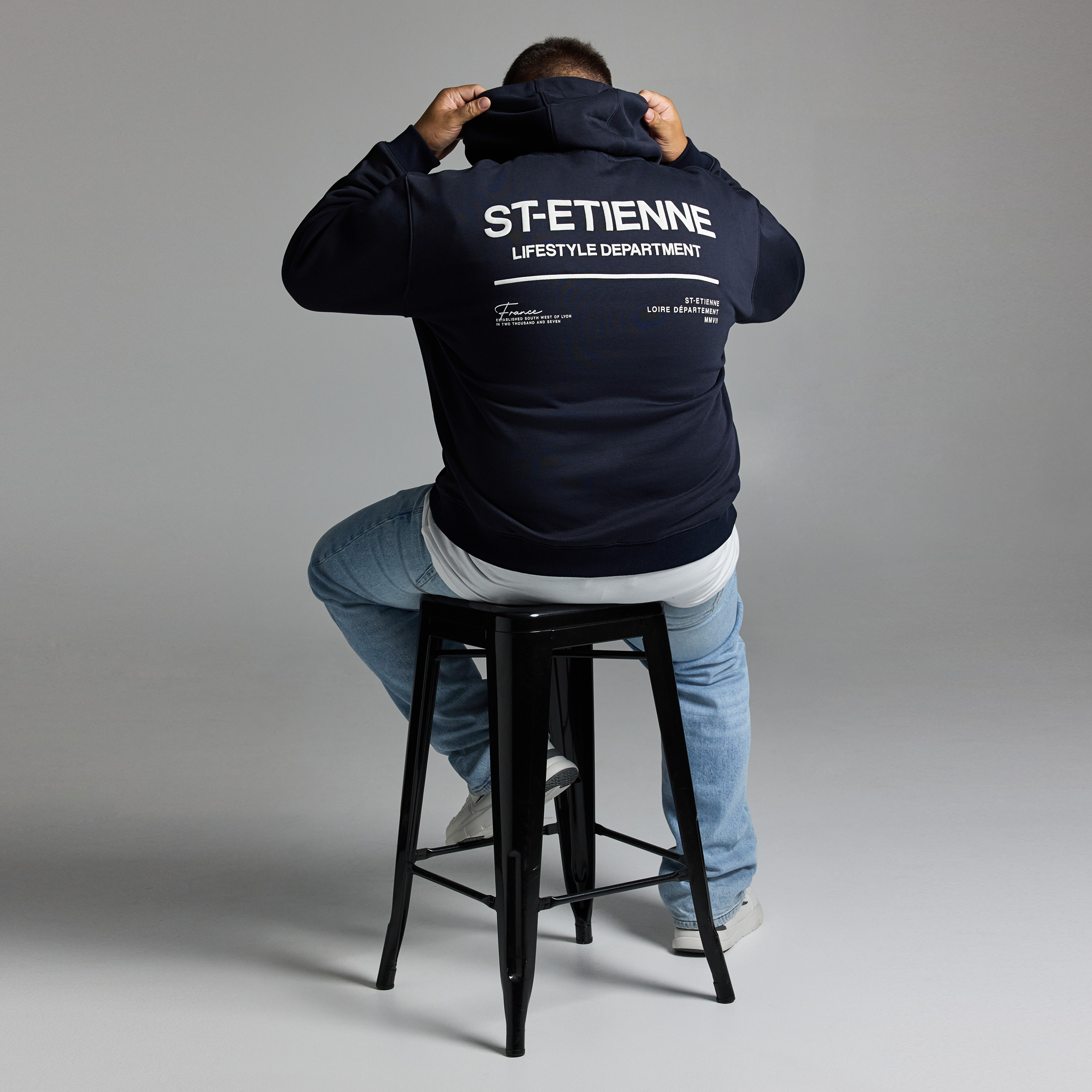 Navy Scott Relaxed Pullover Sweat