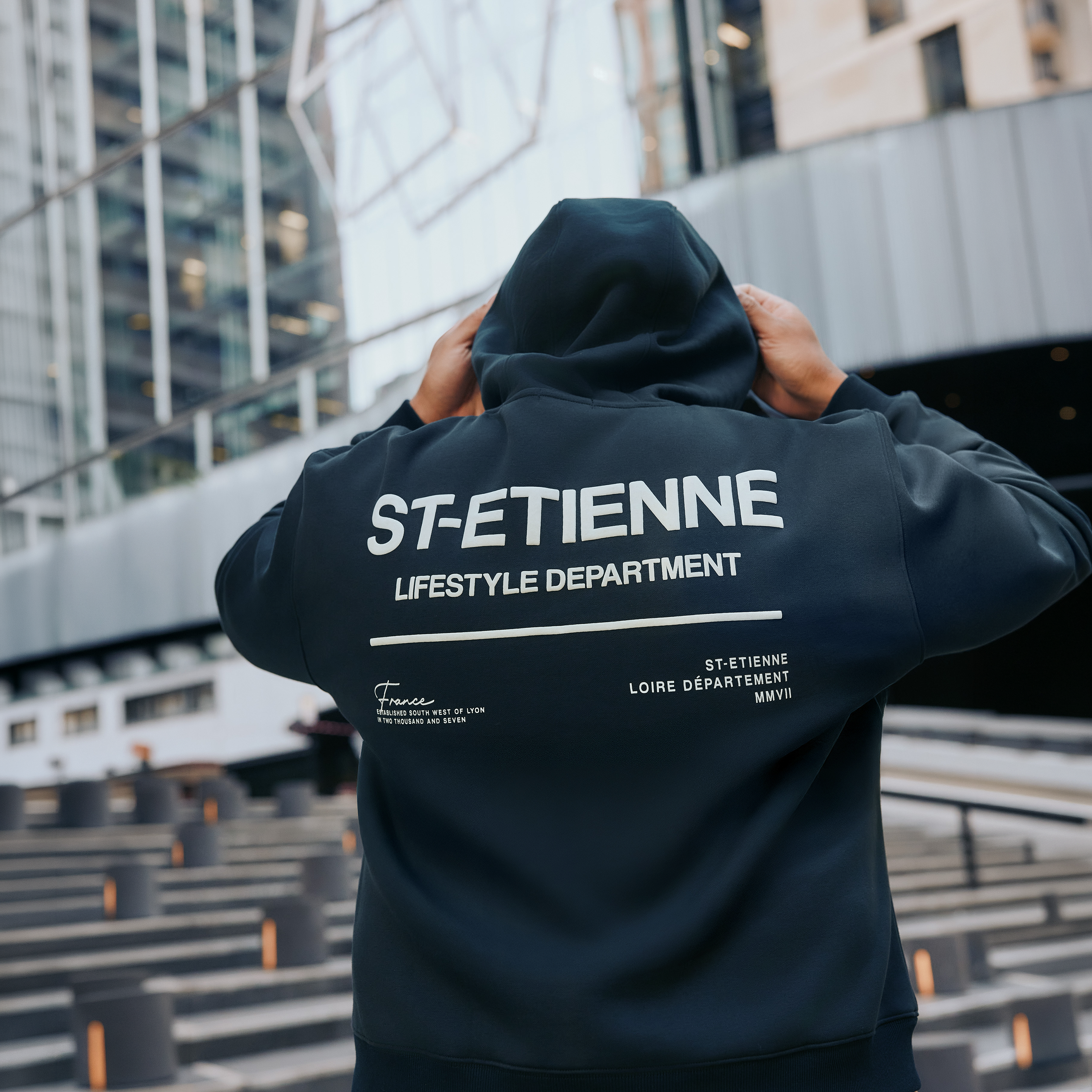 Scott Relaxed Pullover Sweat