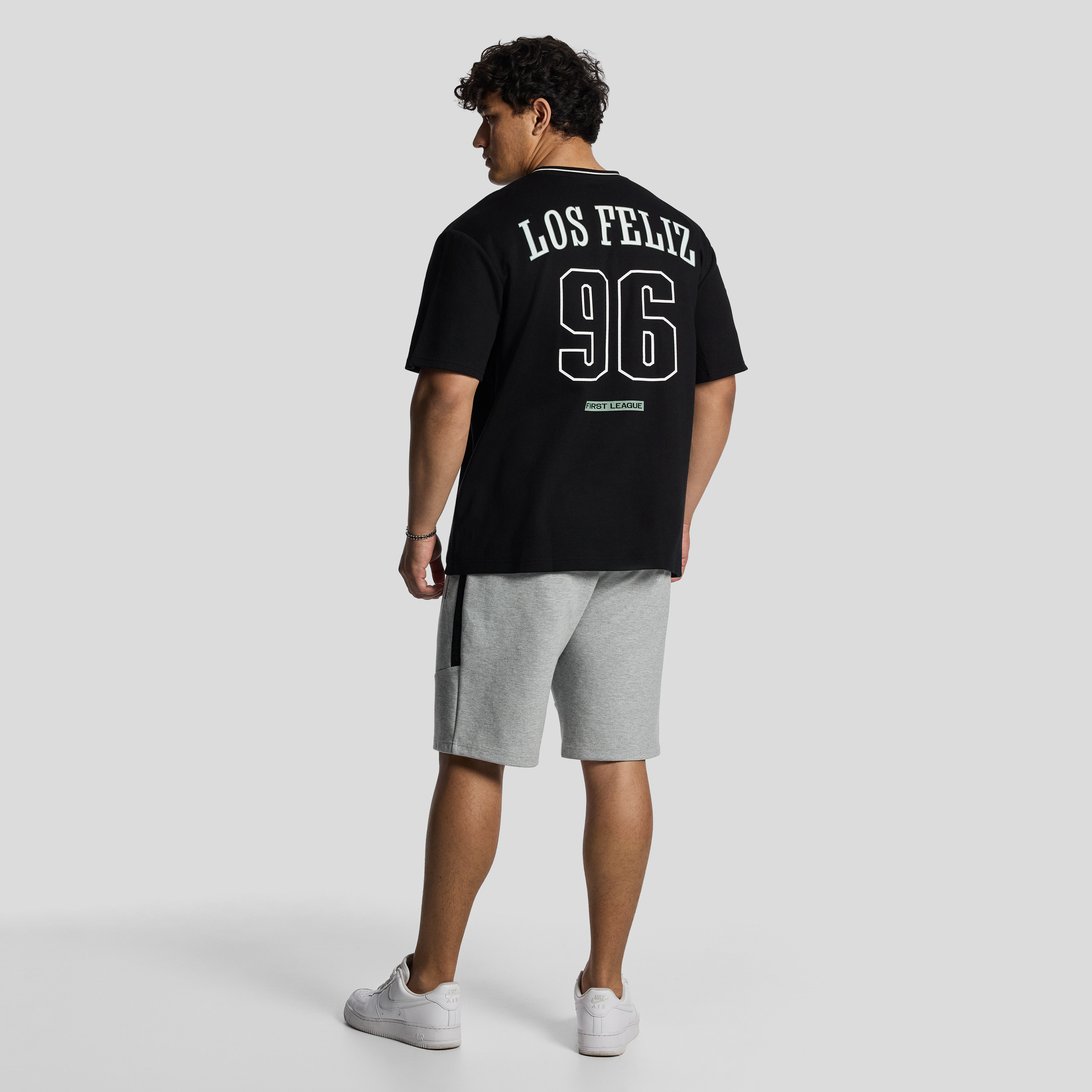 Black Los Feliz Relaxed Vee Tee